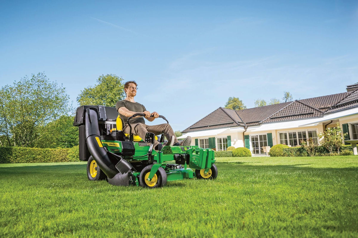 John Deere Zero-Turn Mower 42 in. 6.5 Bushel Twin Bagger